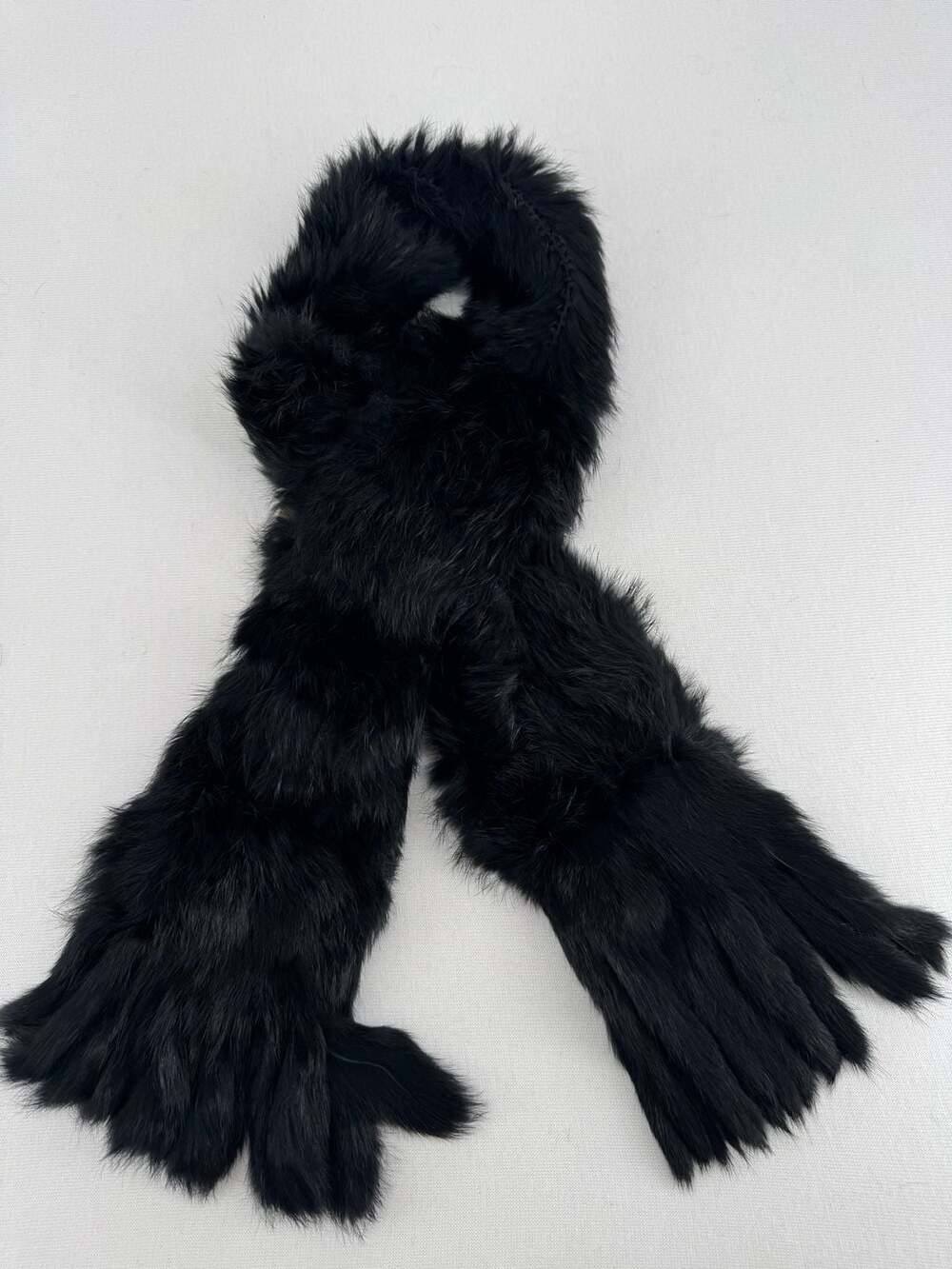Crowncap Genuine Rabbit Fur Scarf Black
